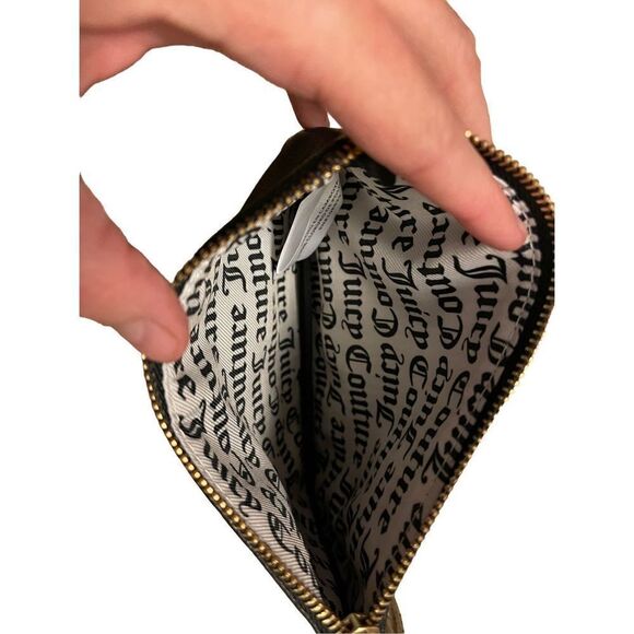 Juicy Couture- Black Leather - Pouch - Picture 2 of 5